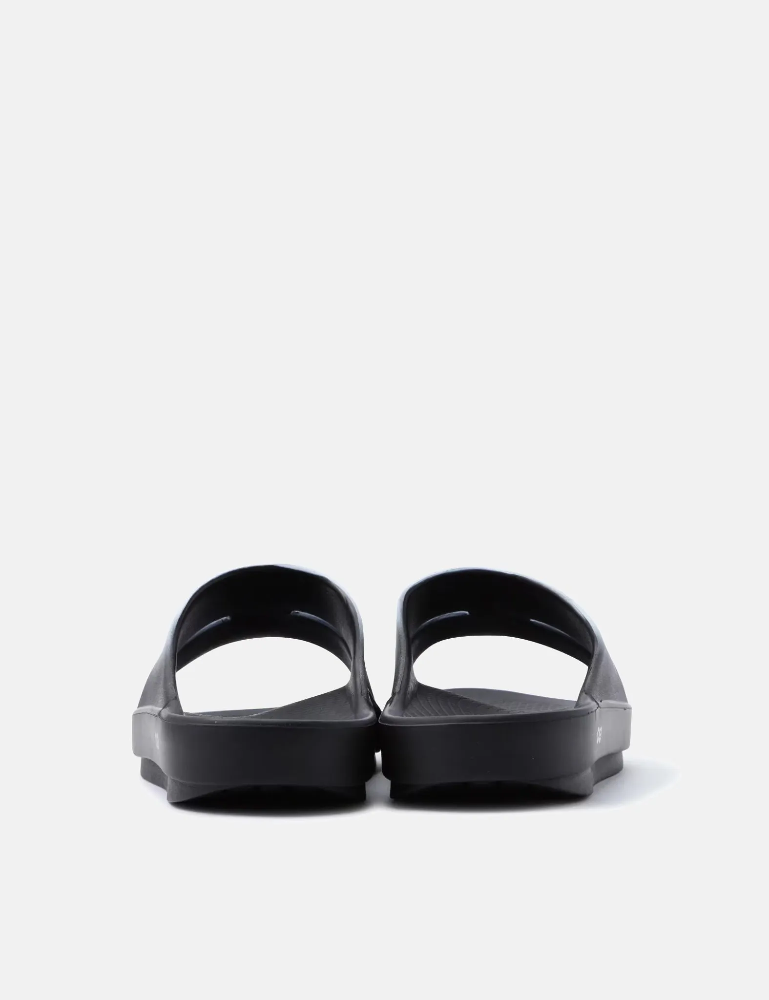 and Wander x Oofos Ooahh Recovery Slider - Black
